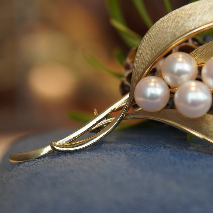 MIKIMOTO  クラシカルな パールブローチ