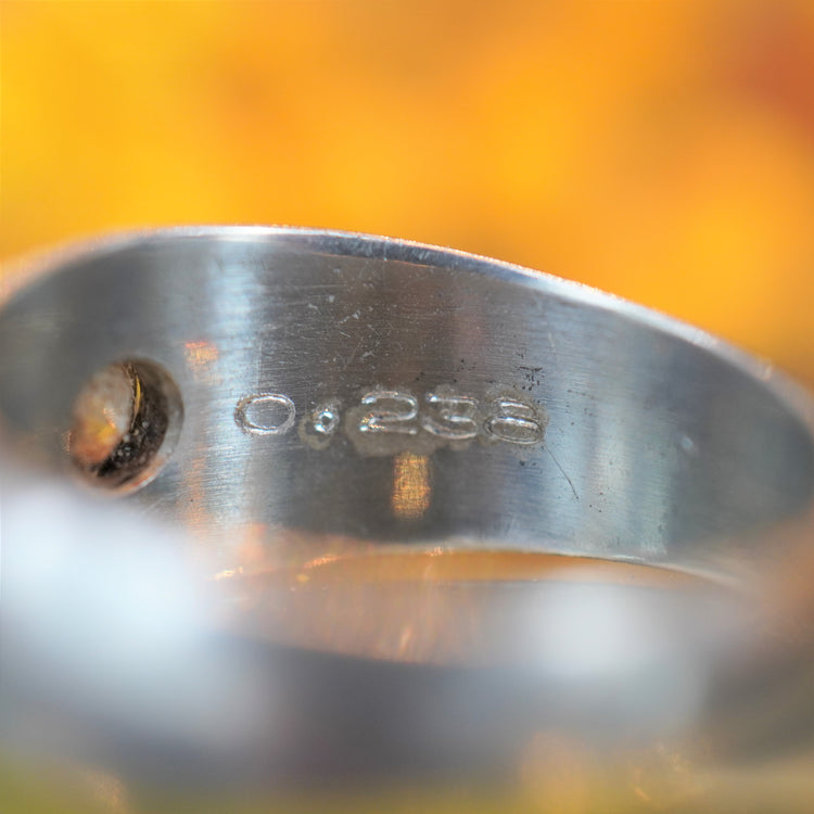 星留めのダイヤモンド輝く プラチナリング