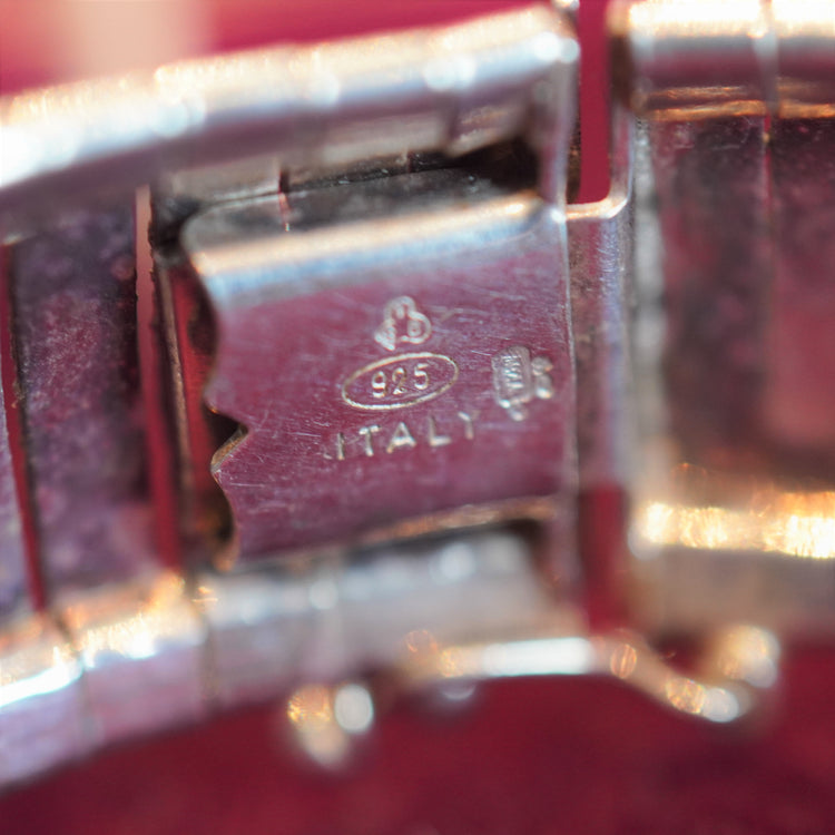 存在感抜群の ブレスレット from ITALY