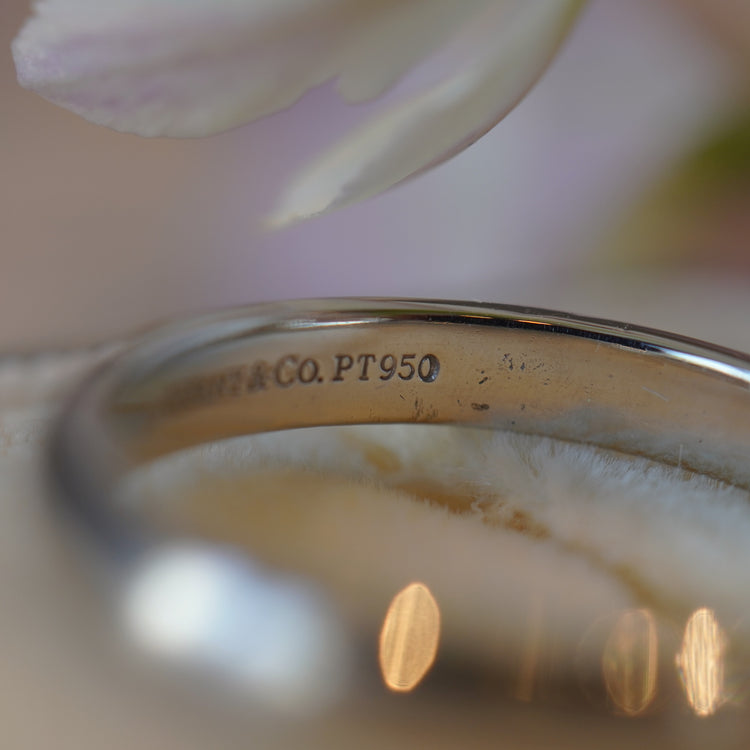 Tiffany シンプルなプラチナリング