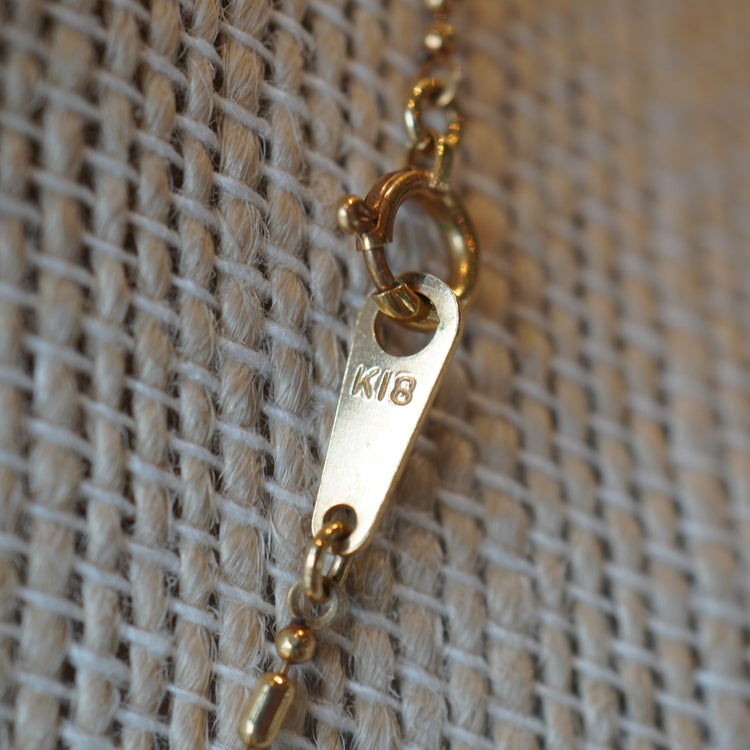 エレガントな パールデザインネックレス