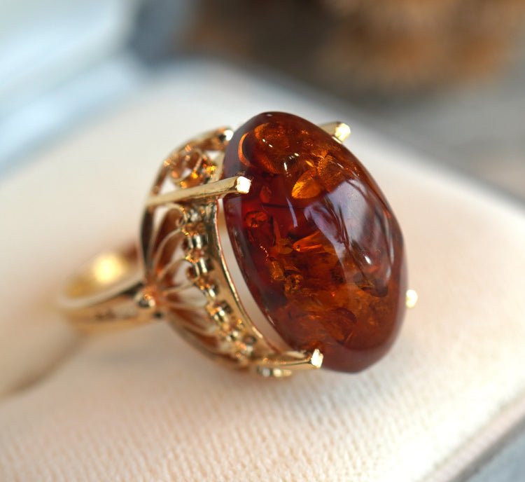美しい 琥珀リング