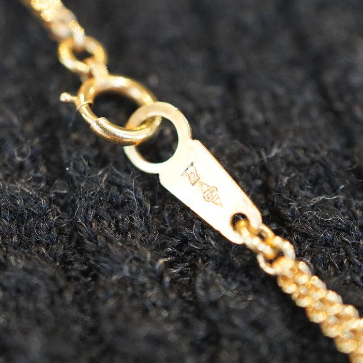 ロングネックレス