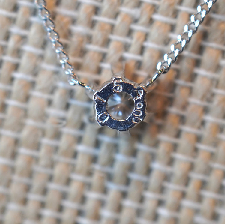 ダイヤモンドプラチナネックレス