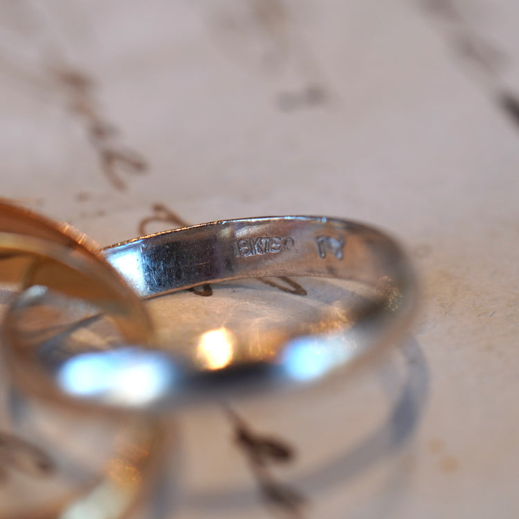 シンプルな3連リング