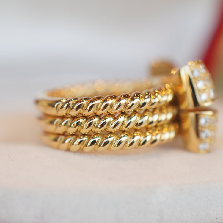 デコラクティブな リボンリング