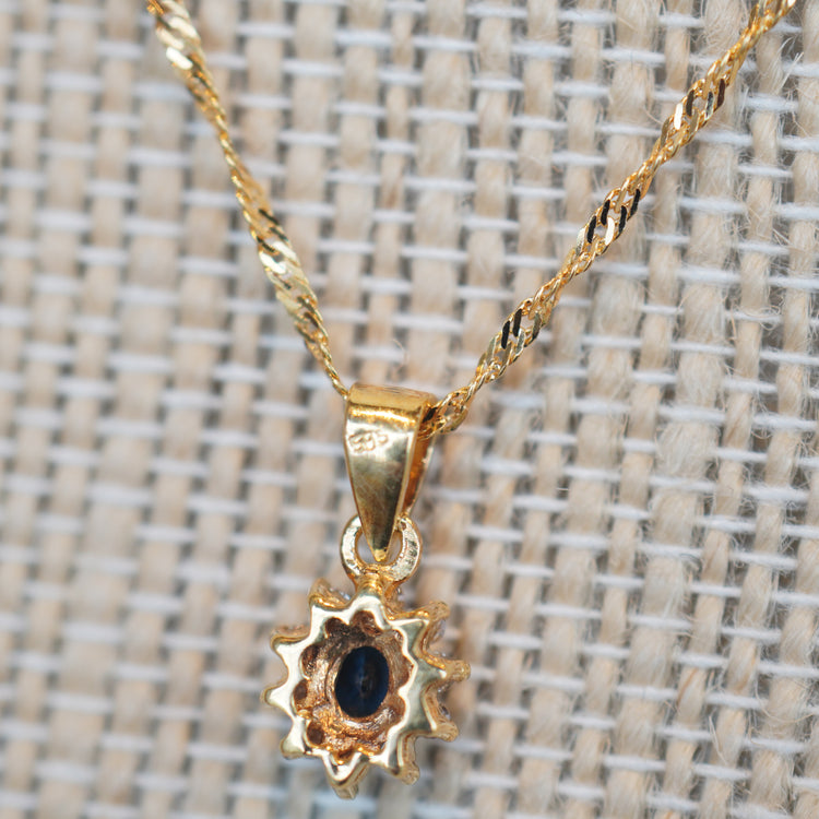 サファイアトップ ネックレス