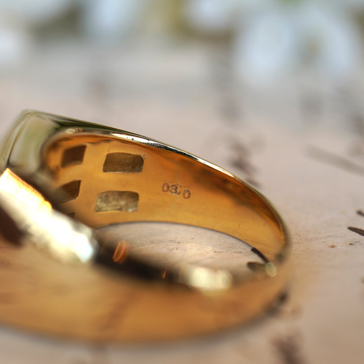 0.30ctダイヤモンドが美しい 印台リング