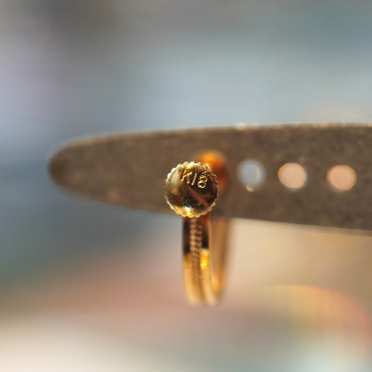 小さなフープイヤリング