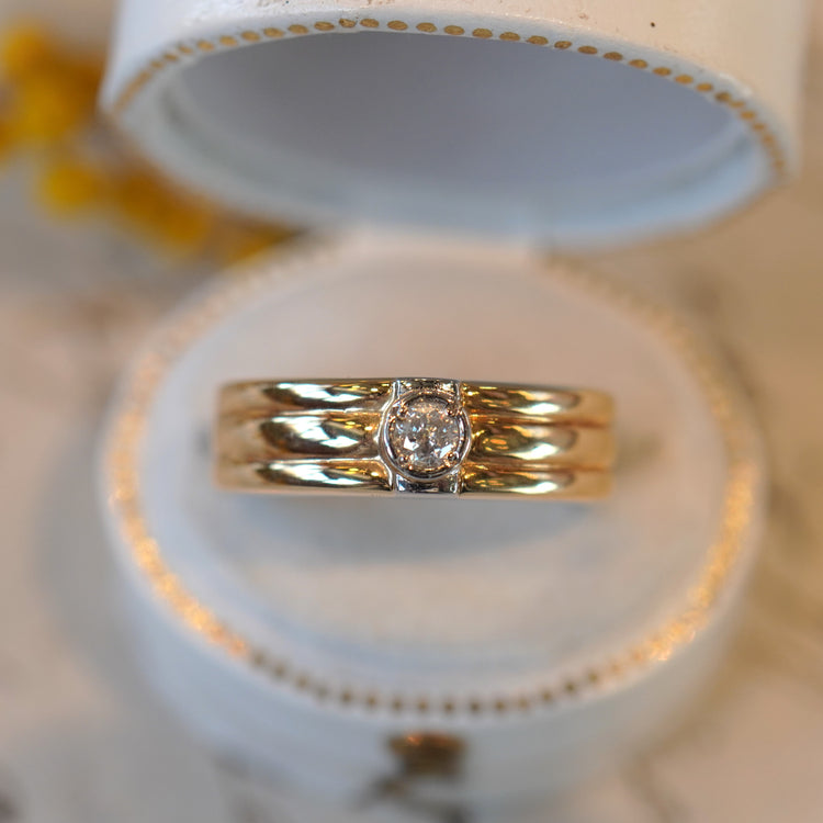 シンプルな ダイヤモンドリング