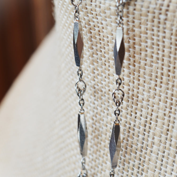 プラチナ ロングネックレス