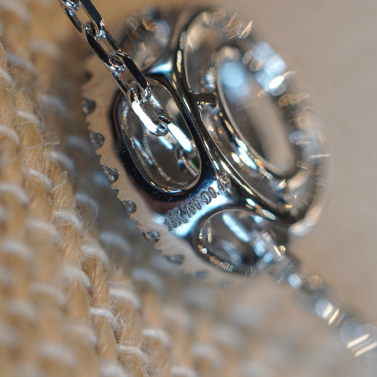 美しいエメラルドトップ ネックレス