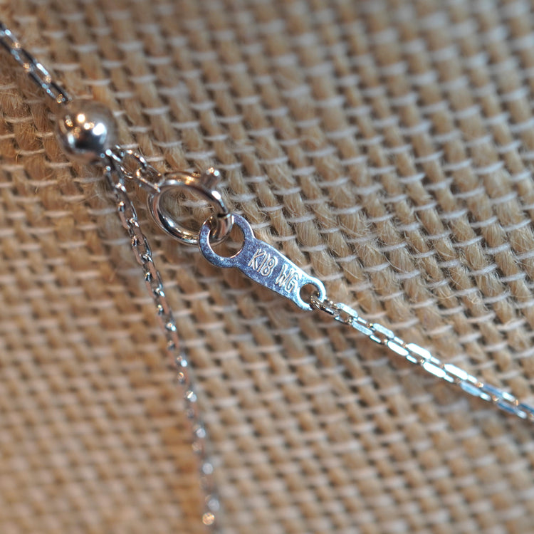 美しいエメラルドトップ ネックレス