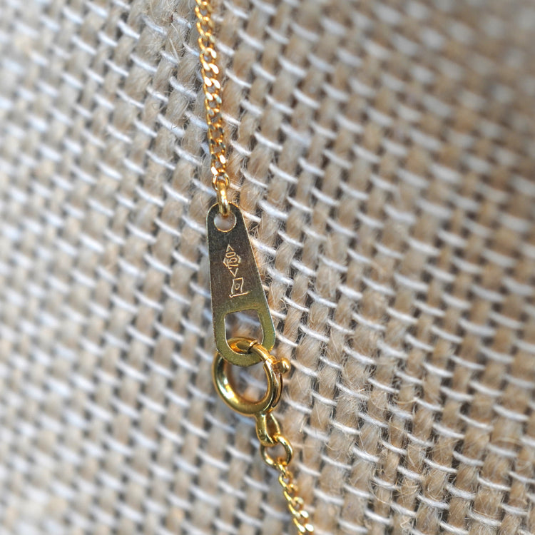 上品な 一粒パールネックレス