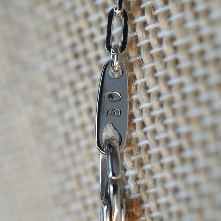 RUGIADA ブラックダイヤモンドトップ ネックレス