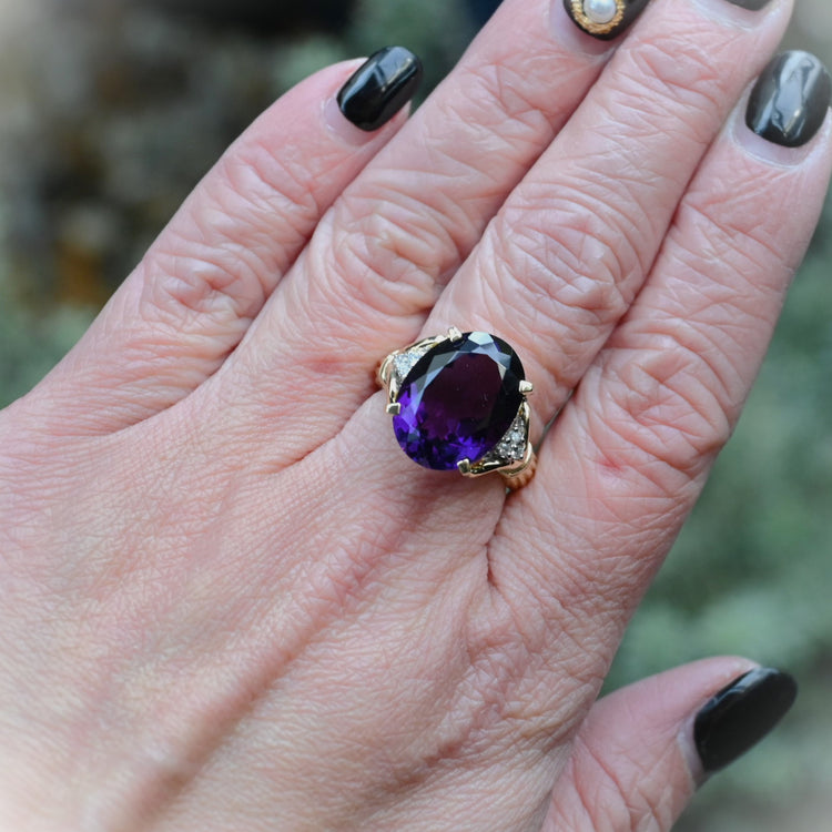ゴージャスな アメジストリング