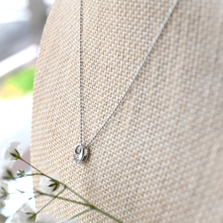 一粒ダイヤモンドが美しい ネックレス