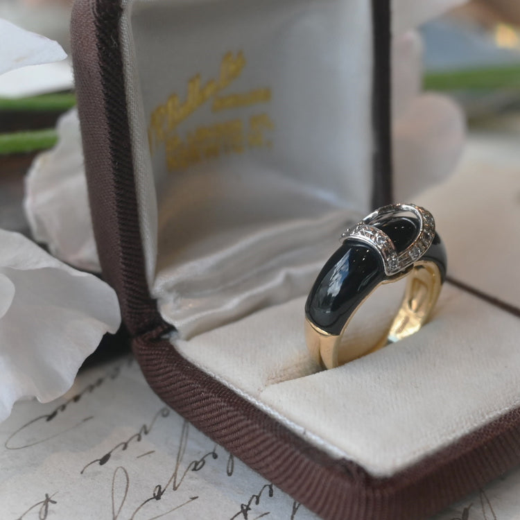 シックな オニキスデザインリング