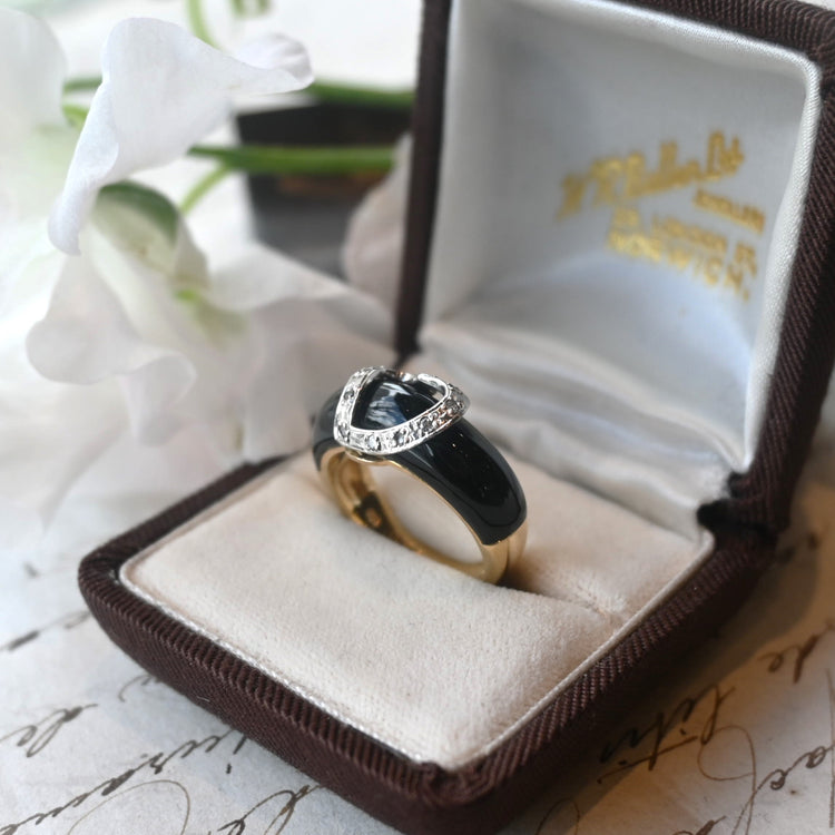 シックな オニキスデザインリング