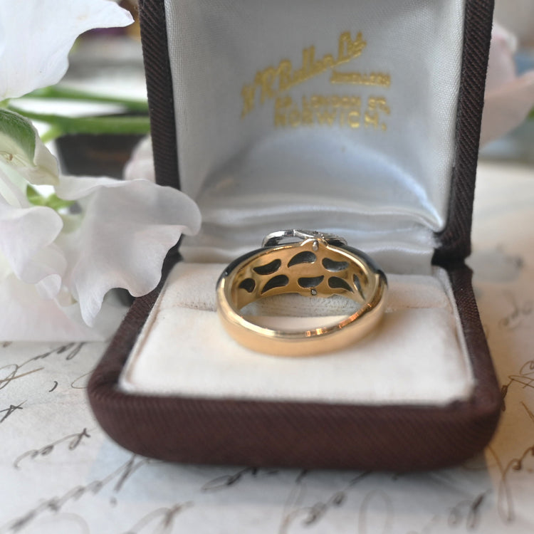 シックな オニキスデザインリング