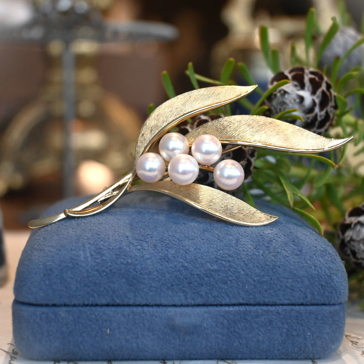 MIKIMOTO  クラシカルな パールブローチ