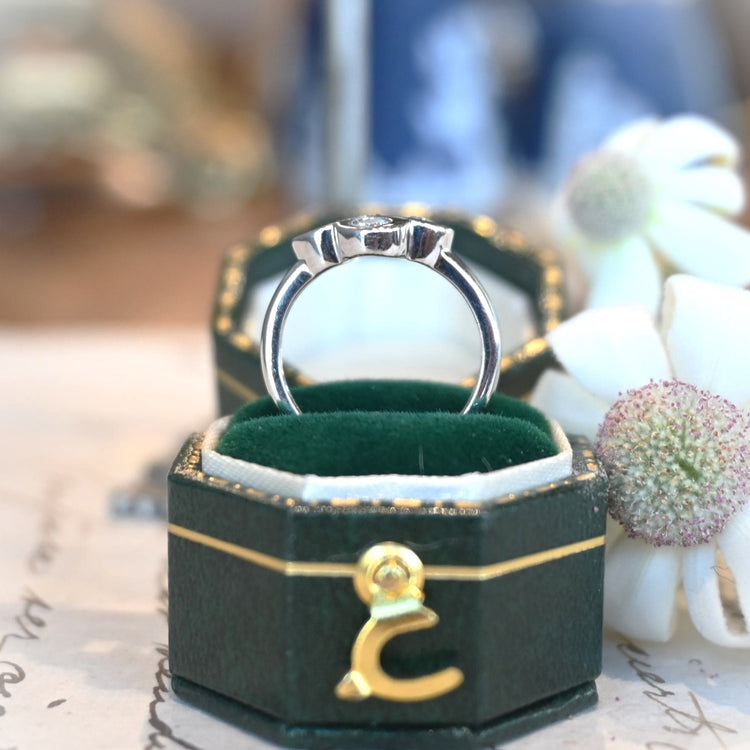 クローバー ダイヤモンドリング