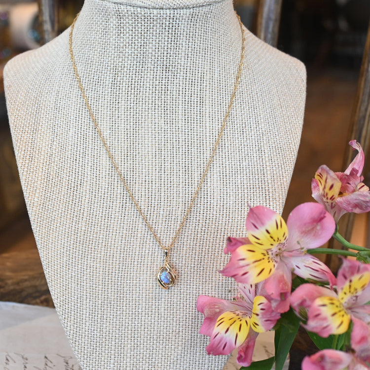 オパールトップ ネックレス