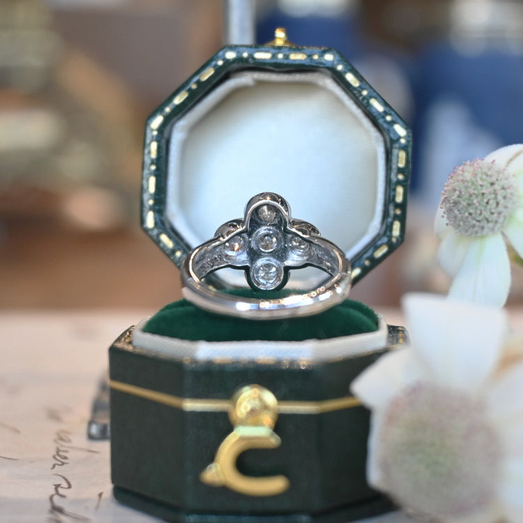 クローバー ダイヤモンドリング