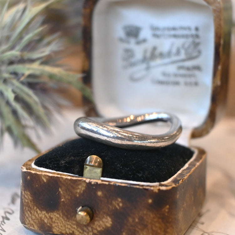 ジョージジェンセン(GEORG JENSEN)スタイリッシュな リング