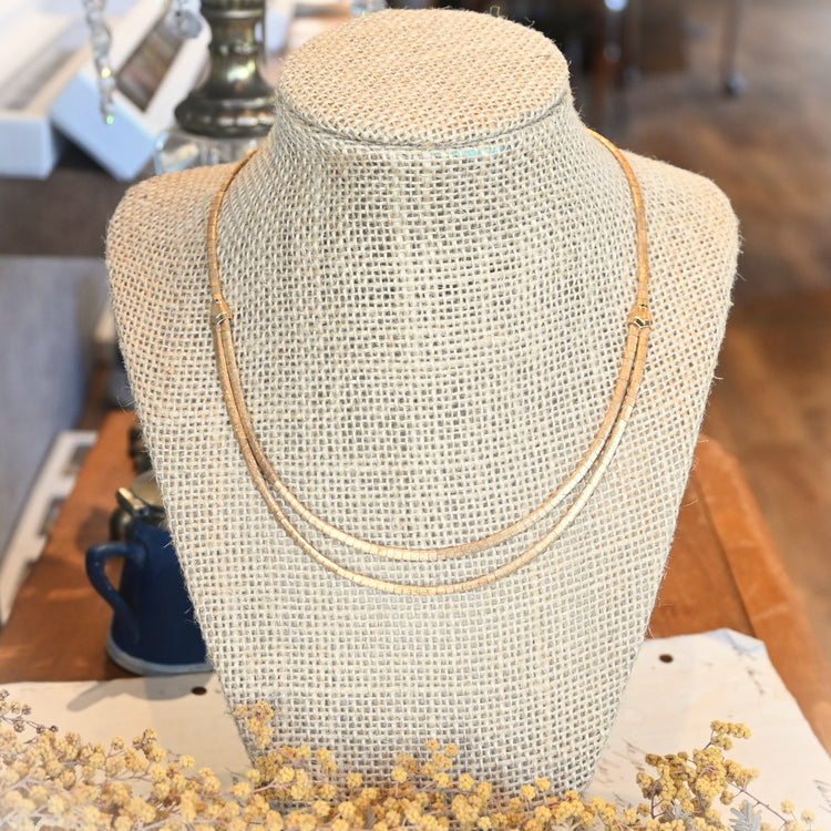 UNOAERRE 両面使えるシックなデザインネックレス