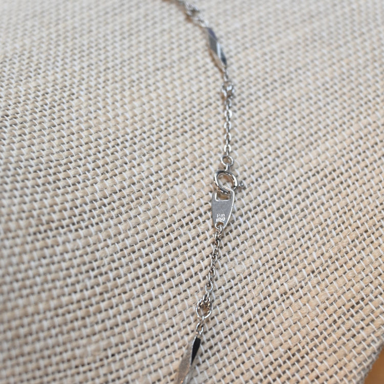 プラチナ ロングネックレス