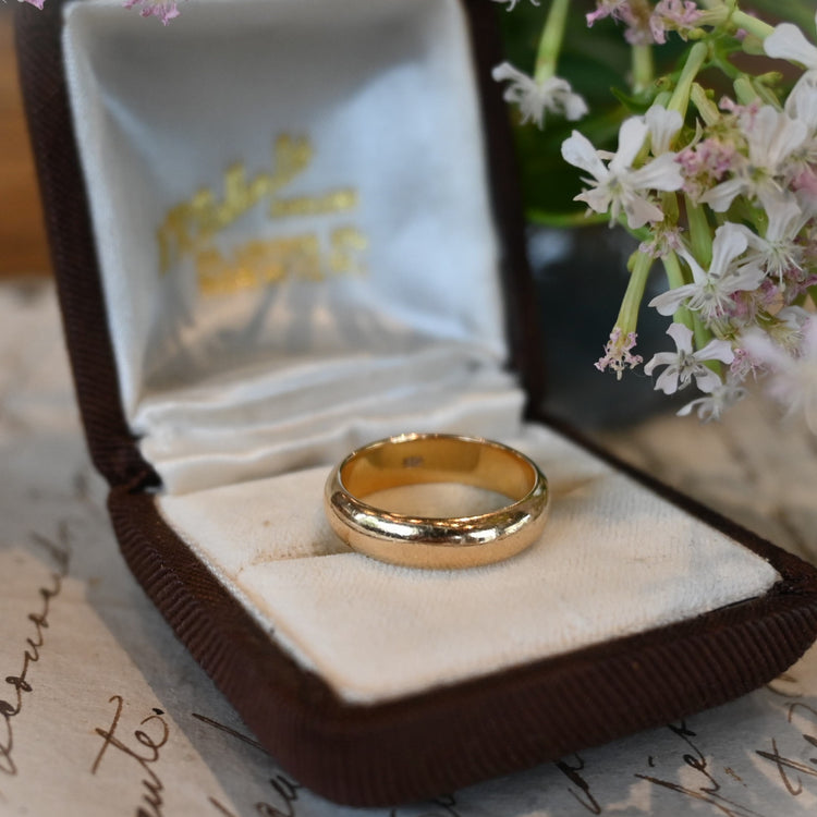 幅広の甲丸 ゴールドリング