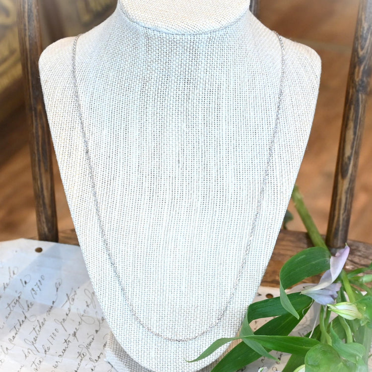 WGロングネックレス