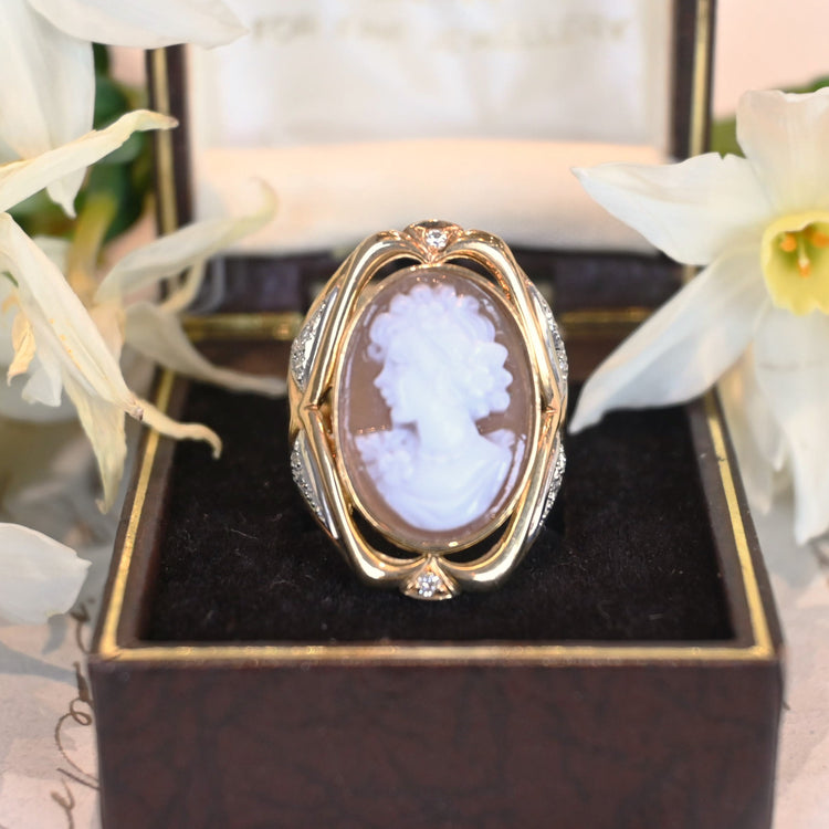 上品な カメオコンビリング