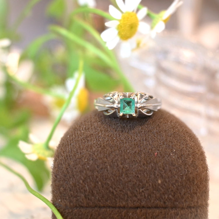 エメラルド リング