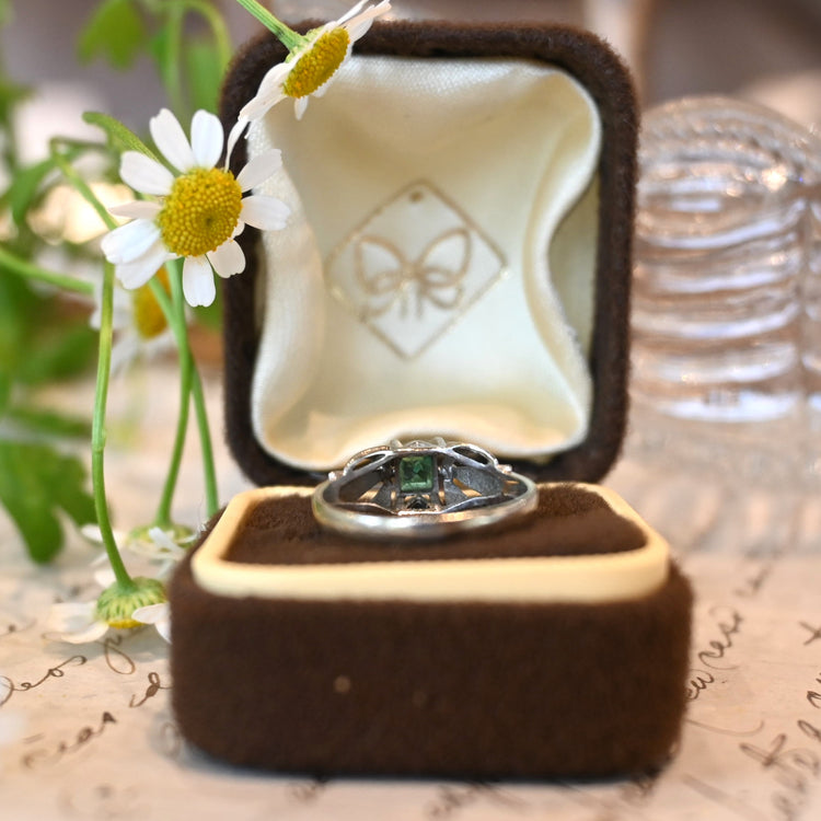 エメラルド リング