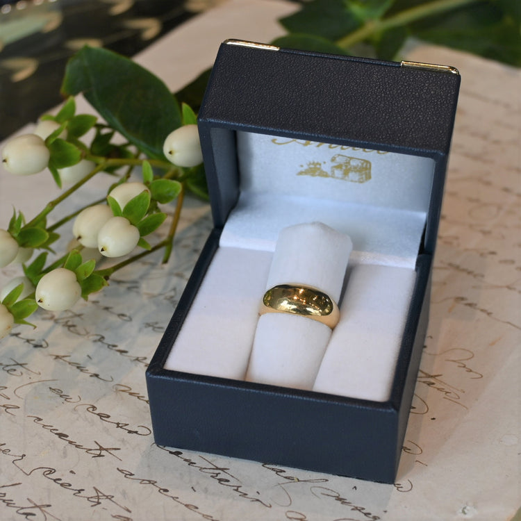 シンプルな 甲丸純金リング