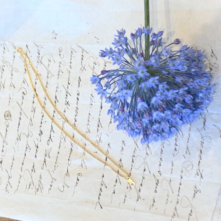 シンプルなブレスレット&アンクレット