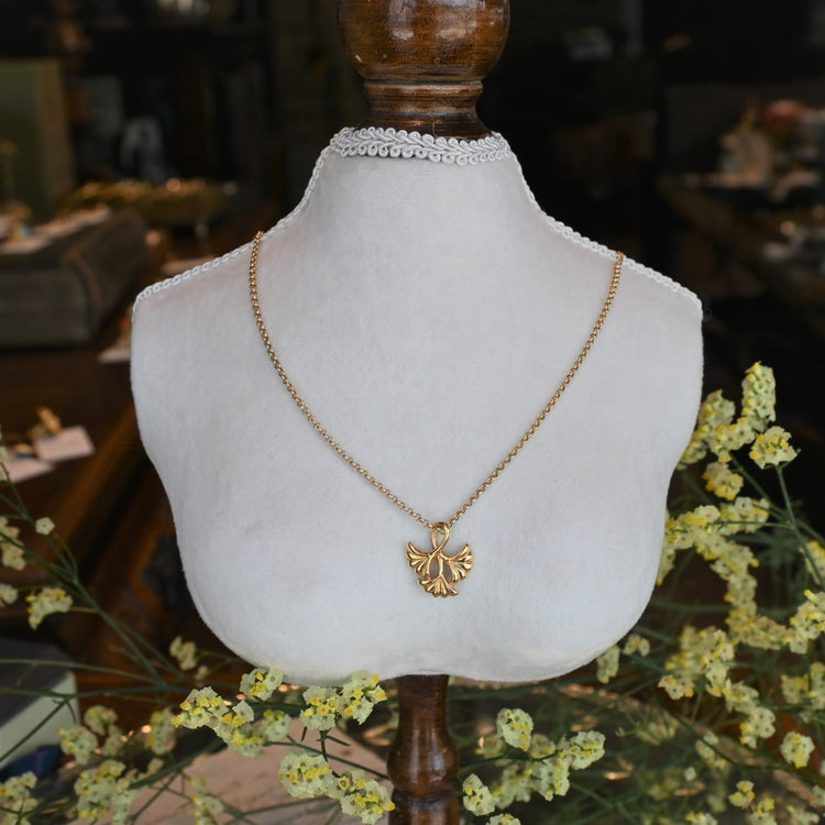 リーフモチーフ ネックレス
