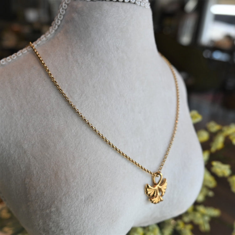 リーフモチーフ ネックレス