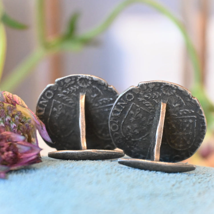 Omnis Victoria a Domino シルバーカフス from FRANCE