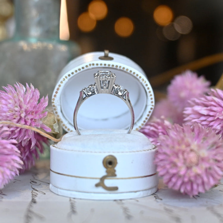 華やかなアクアマリンリング