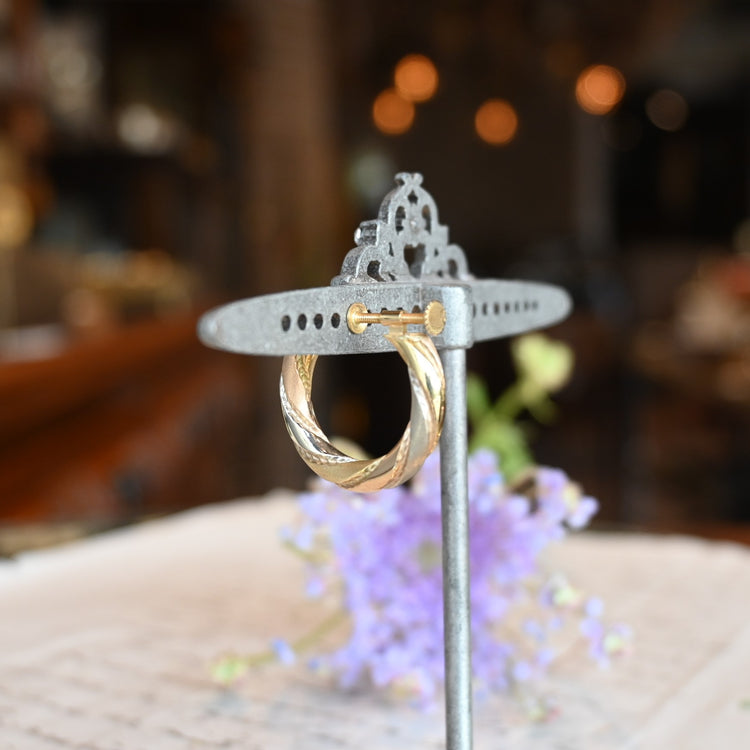 3Colorの上品な フープイヤリング