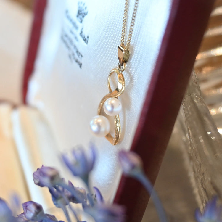 八の字 パールトップ