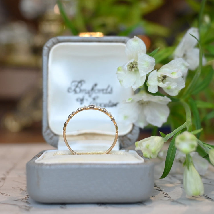 サファイアとダイヤモンドのデザインリング from U.K