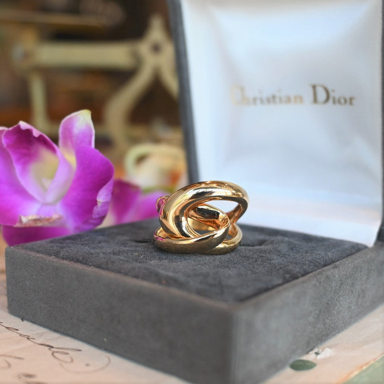 大振りユニークな ゴールドデザインリング