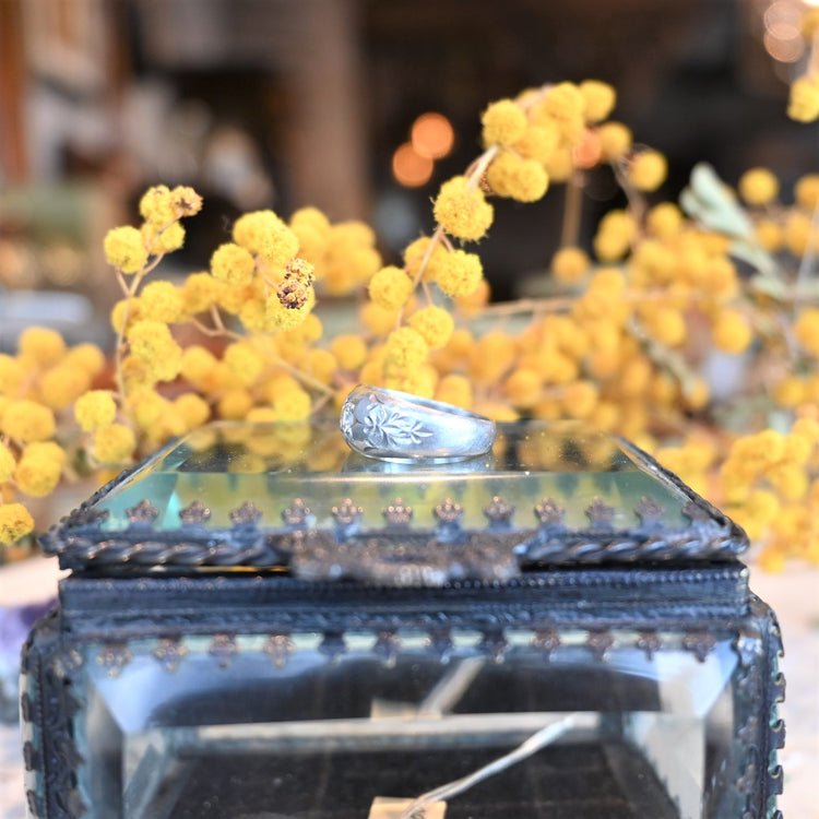 星留めのダイヤモンド輝く プラチナリング