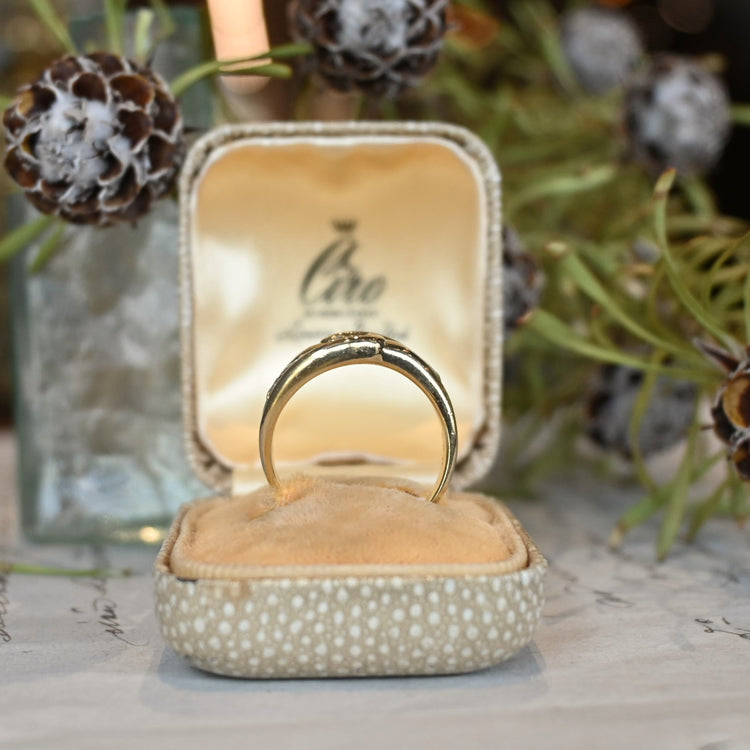 上品なダイヤモンドリング