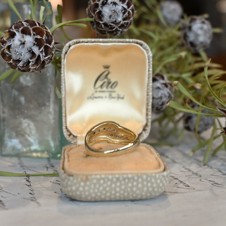 上品なダイヤモンドリング