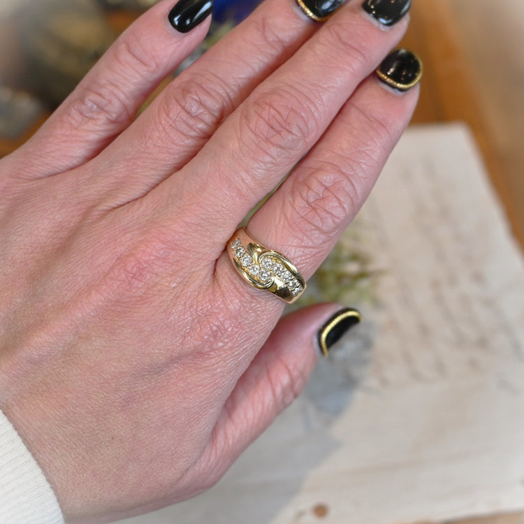 上品なダイヤモンドリング